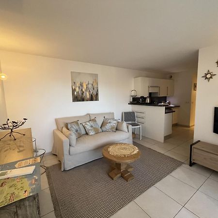 Frejus Plage Le Capitole T2 35M2 Climatise Balcon Buitenkant foto
