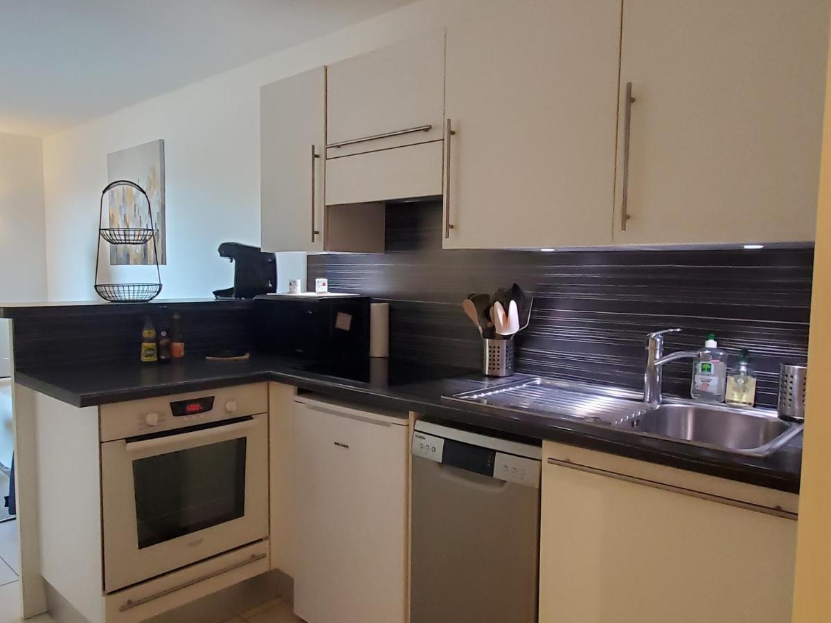 Frejus Plage Le Capitole T2 35M2 Climatise Balcon Buitenkant foto