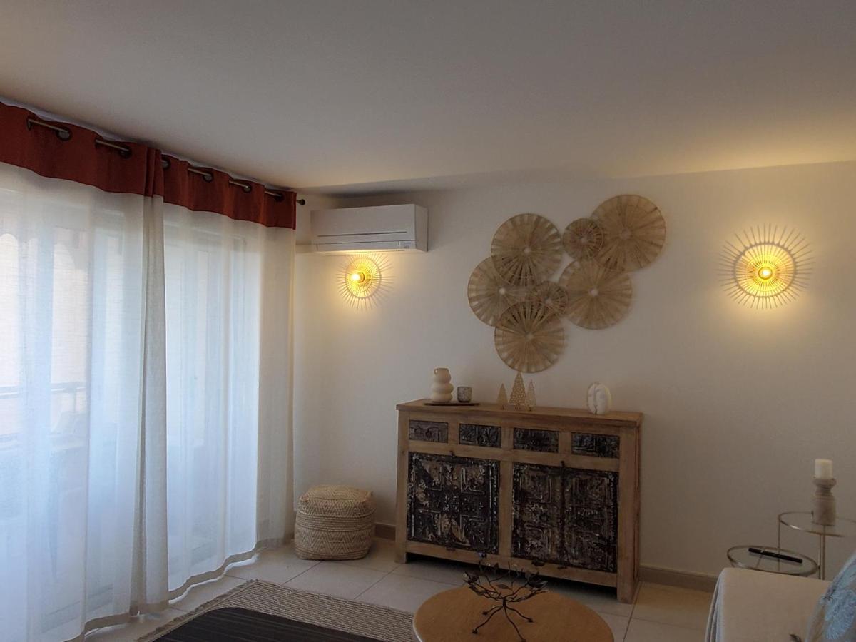 Frejus Plage Le Capitole T2 35M2 Climatise Balcon Buitenkant foto