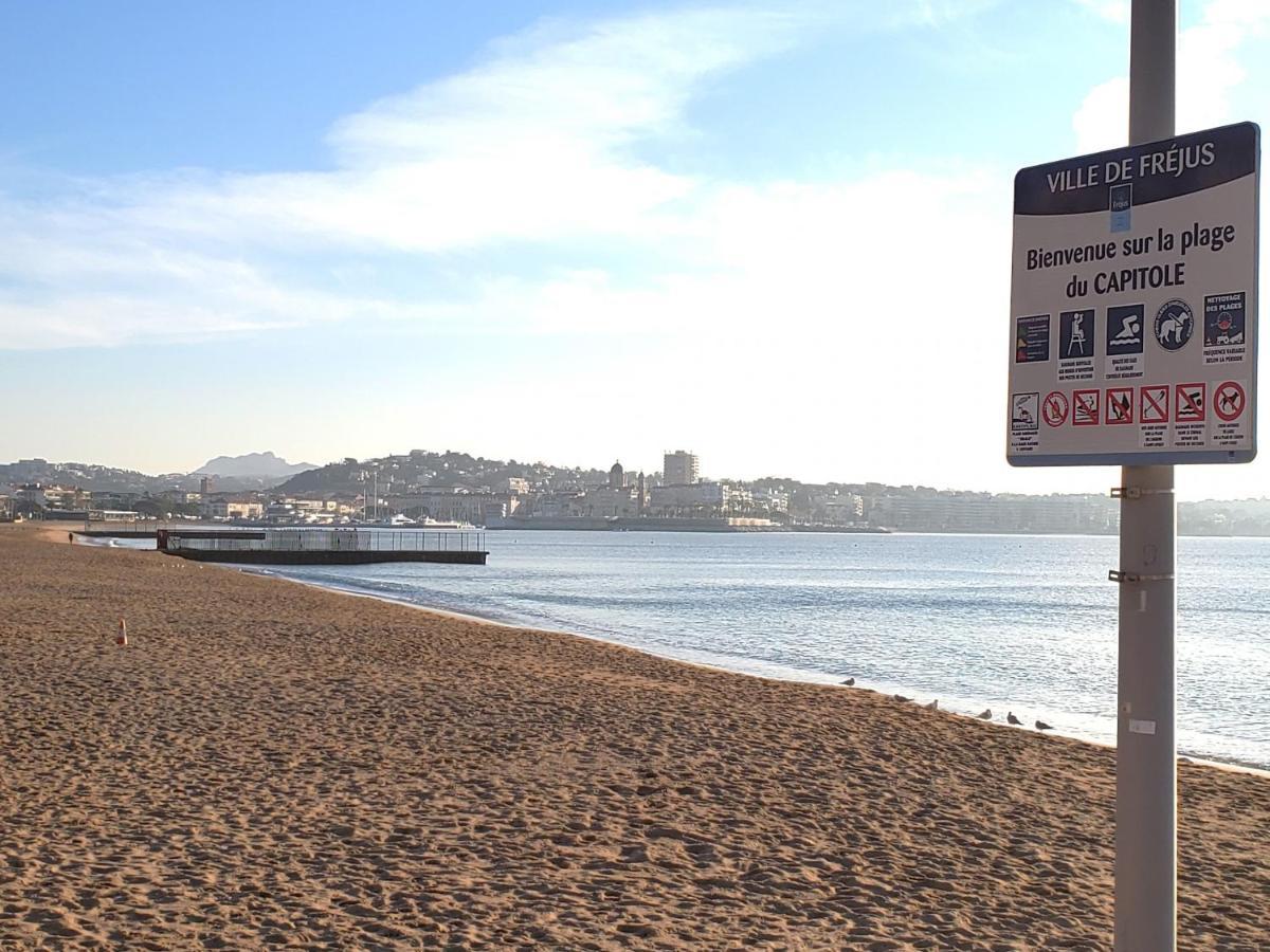 Frejus Plage Le Capitole T2 35M2 Climatise Balcon Buitenkant foto